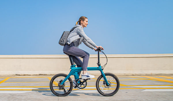 Bicicletta elettrica contro bicicletta tradizionale: quale dovresti scegliere?