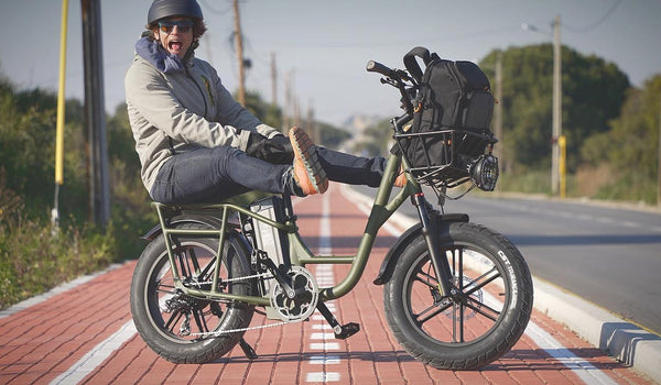 Confronto tra l'assistenza al pedale e la manopola delle e-bike: quale è la migliore?
